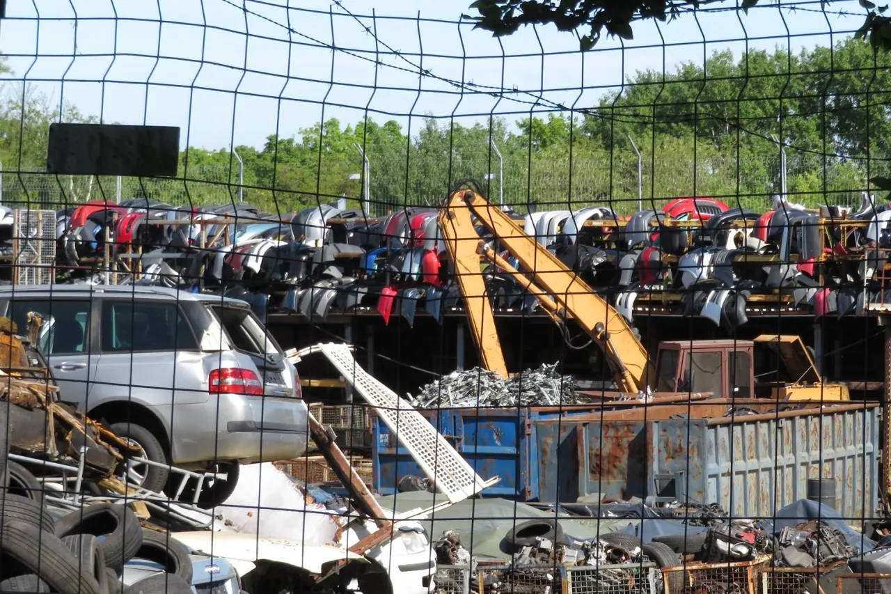 Strothmann Autoteile GmbH & Co. KG: Insolvenz und wichtige Infos