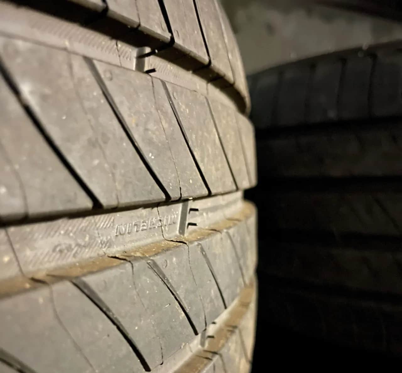 Die richtige Profiltiefe für Winterreifen: Sicherheit und gesetzliche Vorgaben